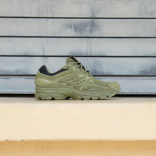 Mens Saucony ProGrid Omni 9 (Green/Vert)