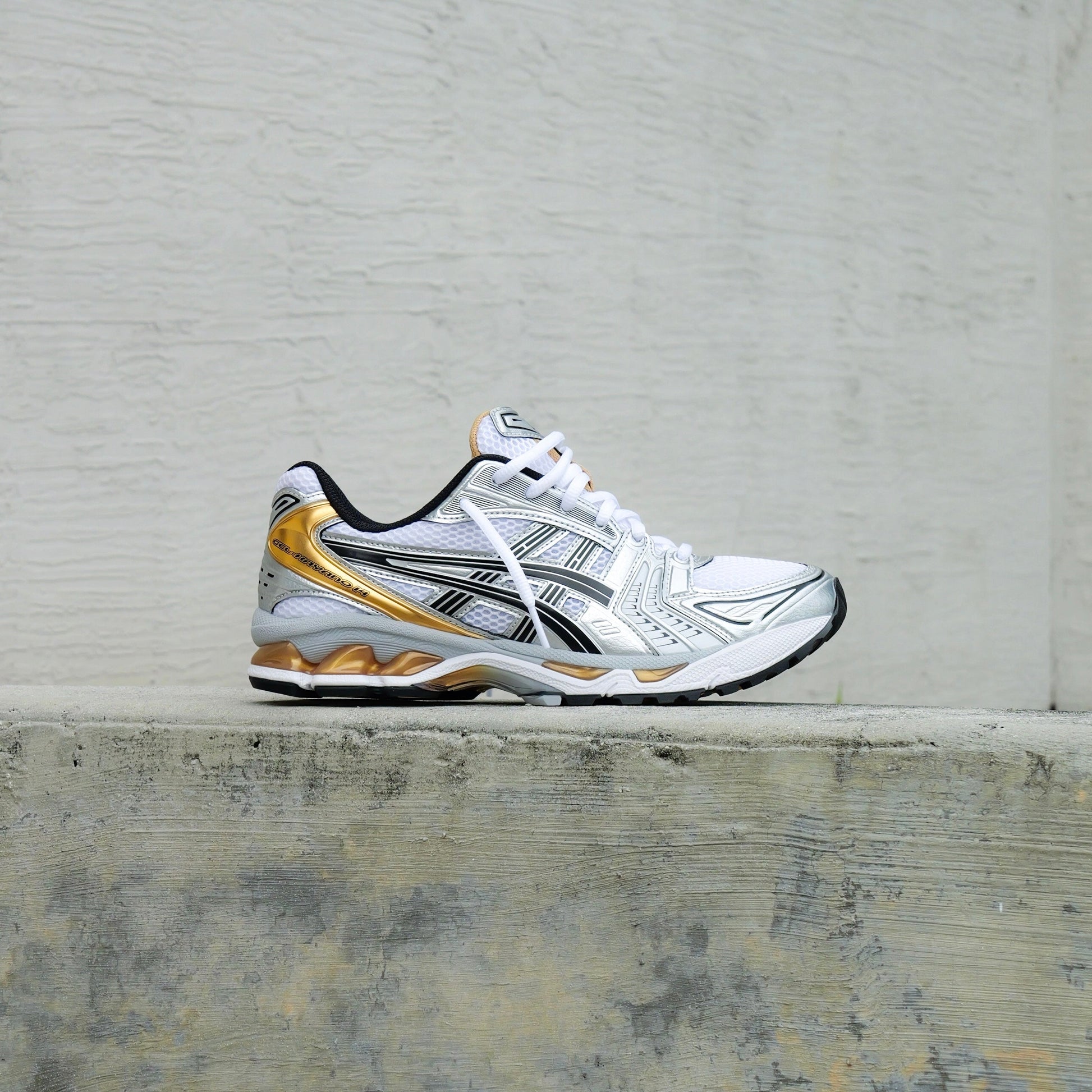 Mens Asics Gel-Kayano 14 (White/Pure Gold)