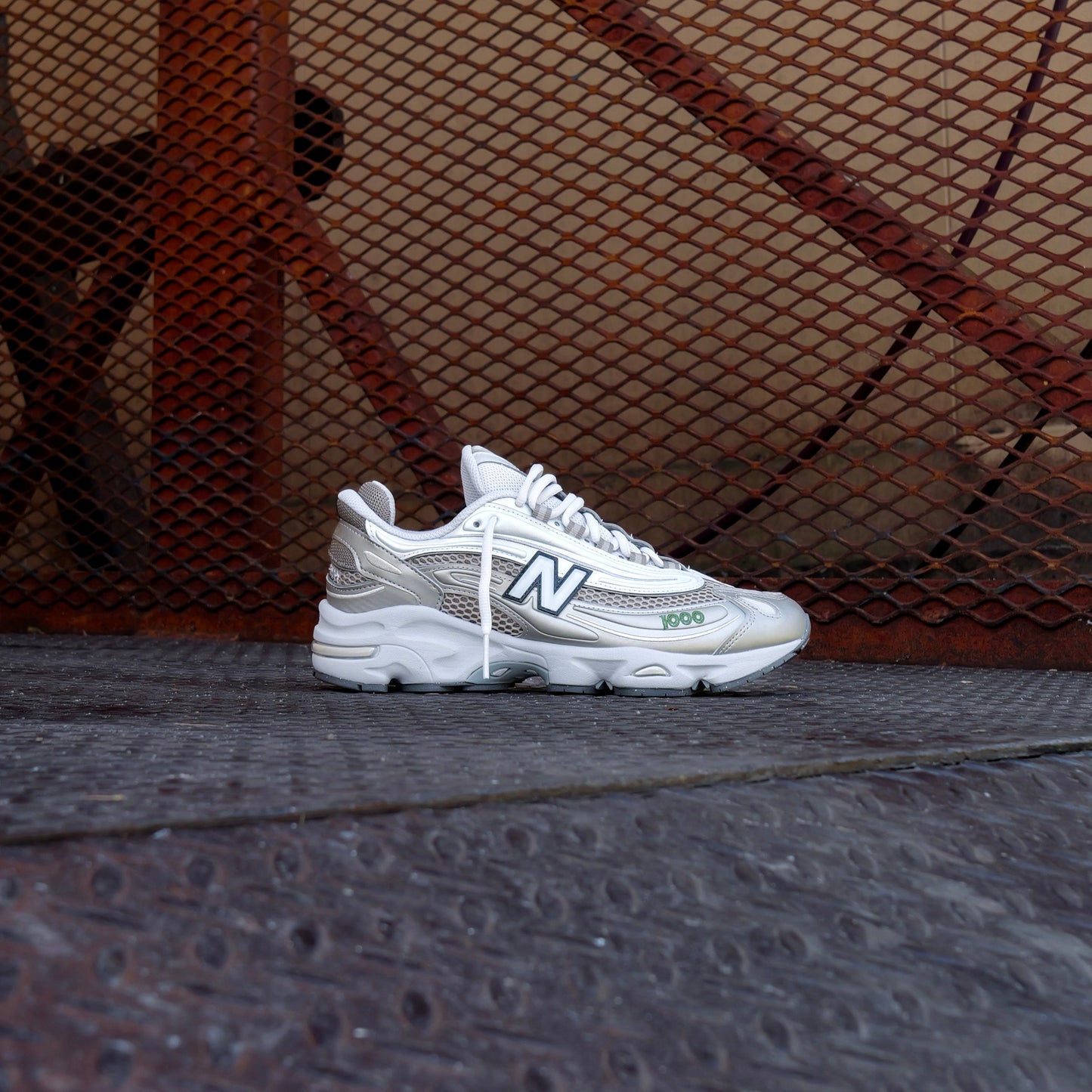New Balance 1000 (Metallic Pewter/Grey) - M1000N
