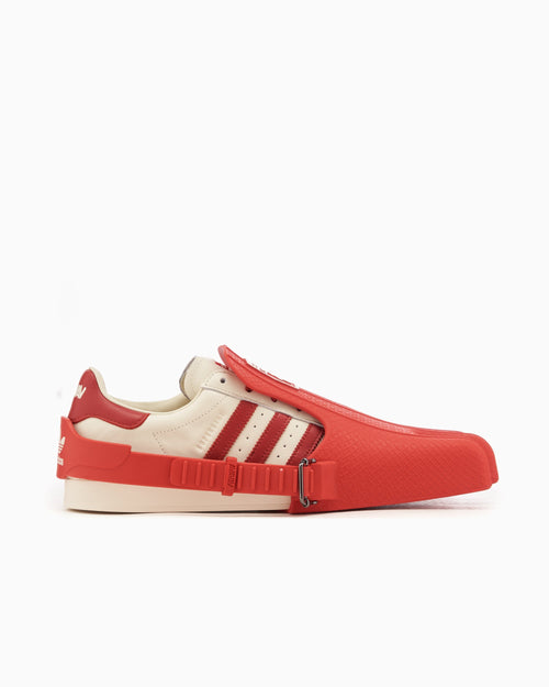 adidas Originals x AVAVAV Women's Superfinger Superstar