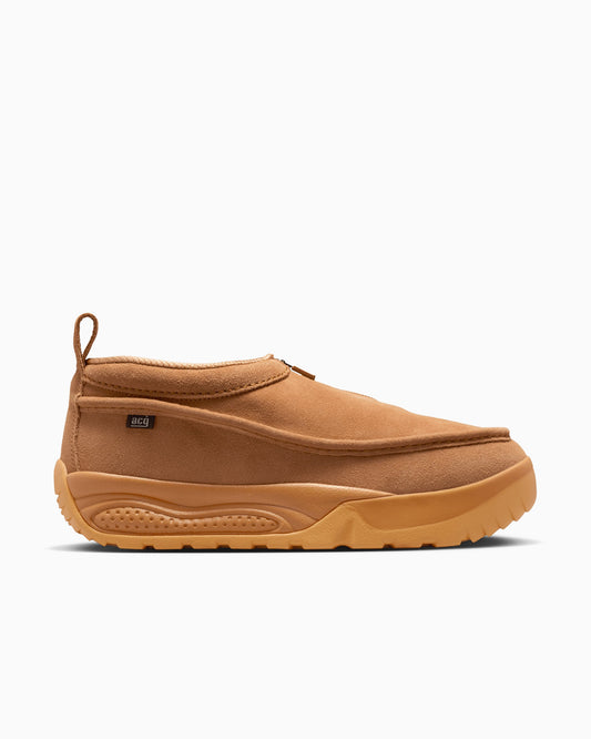 Nike ACG Izy SE