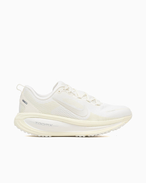 Nike Women's Vomero 18